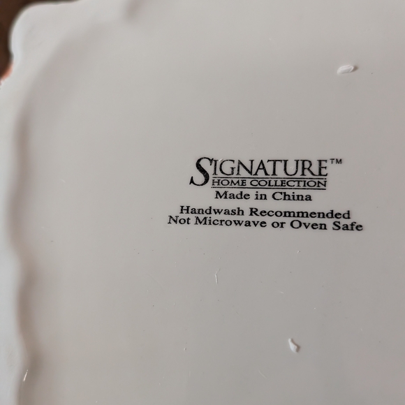 Signature Home Collection Ceramic Basket - Picture 4 of 7